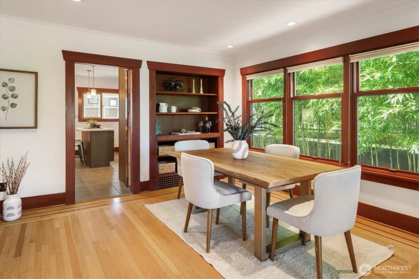 Property photo for 327 N 78th Street, Seattle photo 10