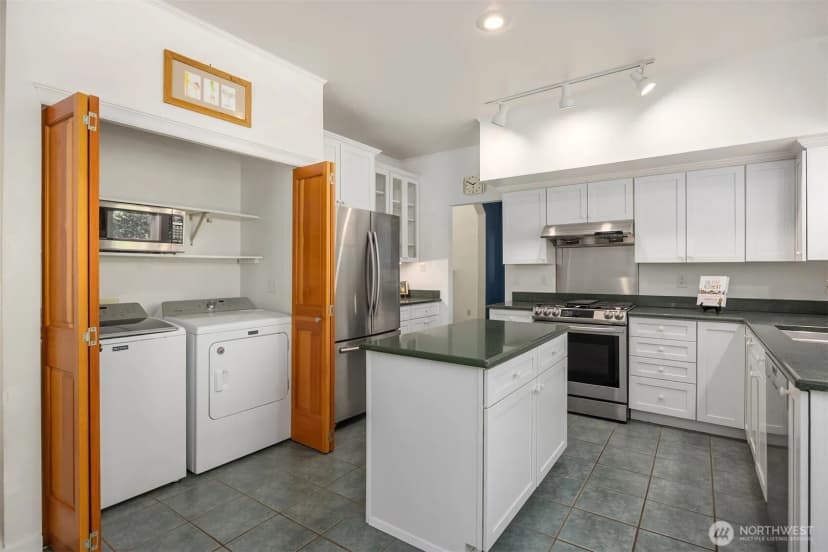 Property photo for 5960 Old Mill Road Ne, Bainbridge Island photo 16