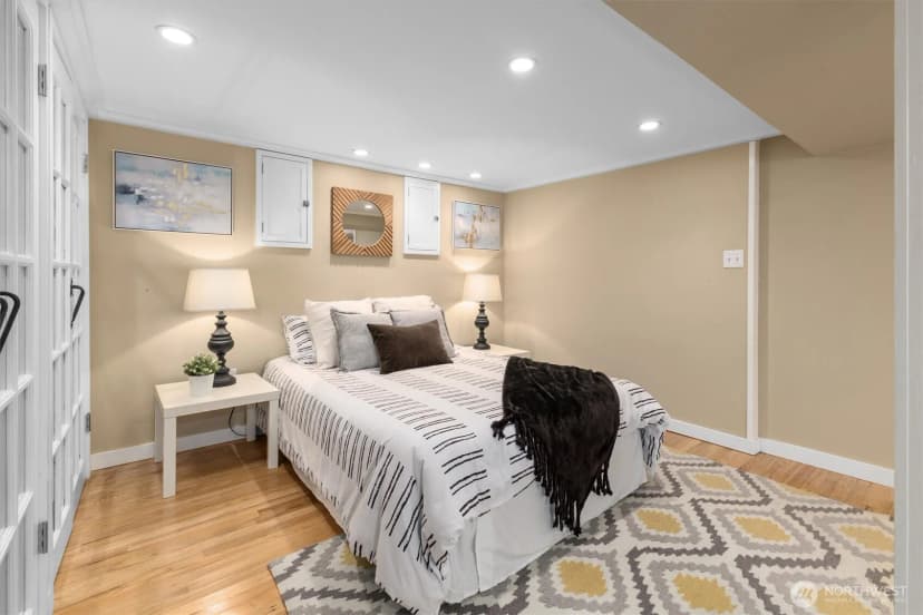 Property photo for 4025 Ne 58th Street, Seattle photo 18