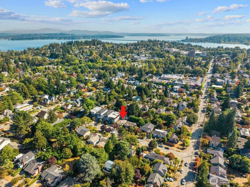 Property photo for 4025 Ne 58th Street, Seattle photo 33