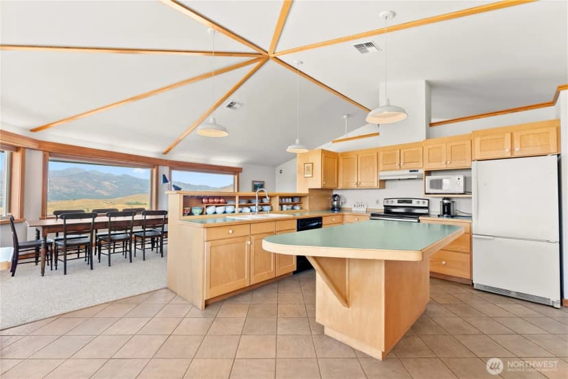 Property photo for 25 Deer Trails Way, Winthrop photo 9