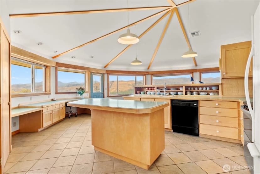 Property photo for 25 Deer Trails Way, Winthrop photo 8