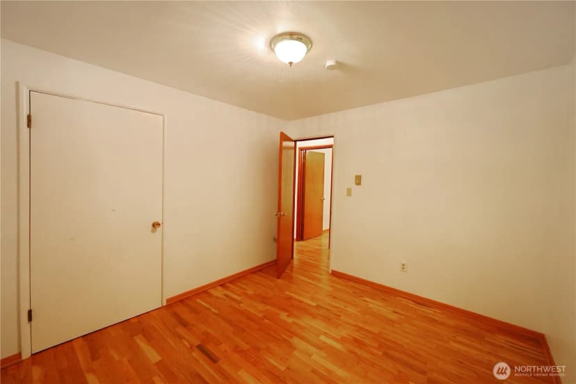 Property photo for 908 Willow Street, Sumner photo 14