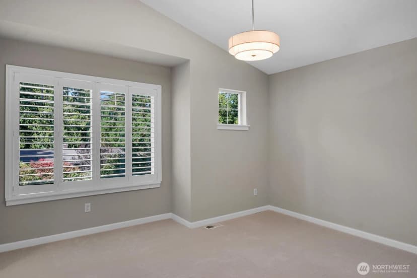 Property photo for 1052 Alder Street, Edmonds photo 20