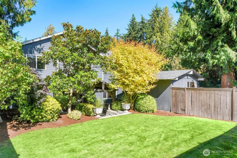 Property photo for 1052 Alder Street, Edmonds photo 14