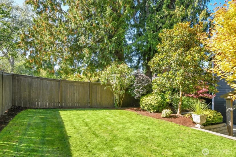 Property photo for 1052 Alder Street, Edmonds photo 24