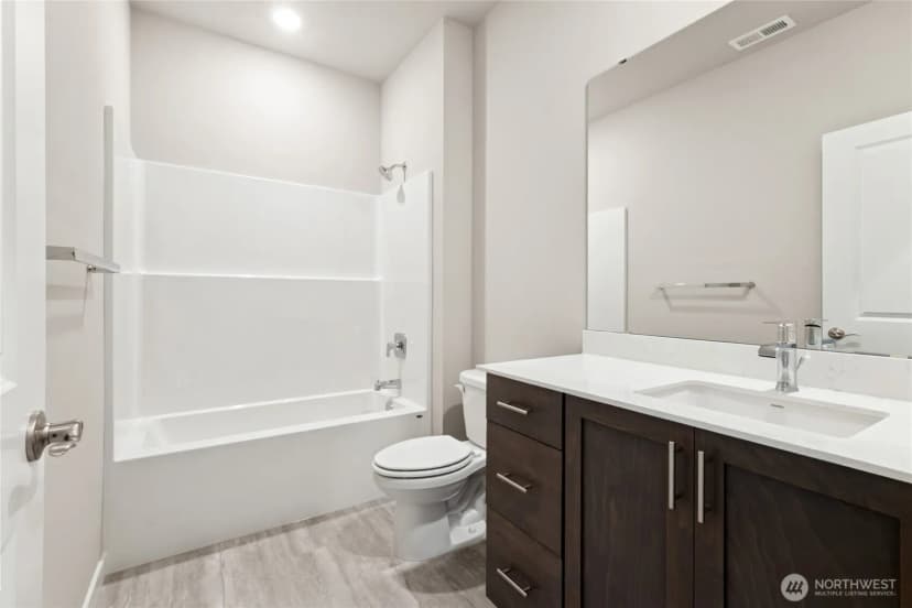 Property photo for 743 Se 12th Place #28, North Bend photo 10