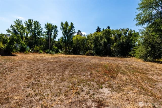 Property photo for 218 B 7th Street, Tonasket photo 4