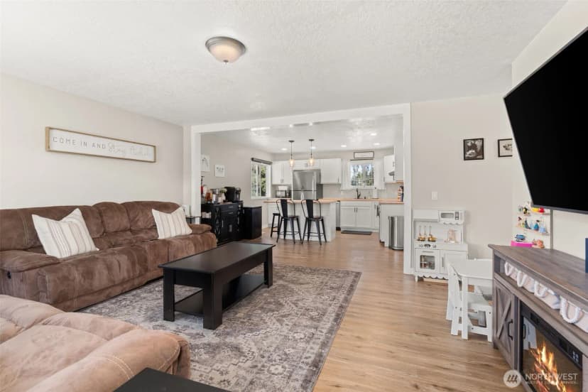 Property photo for 925 Limit Street, Raymond photo 6