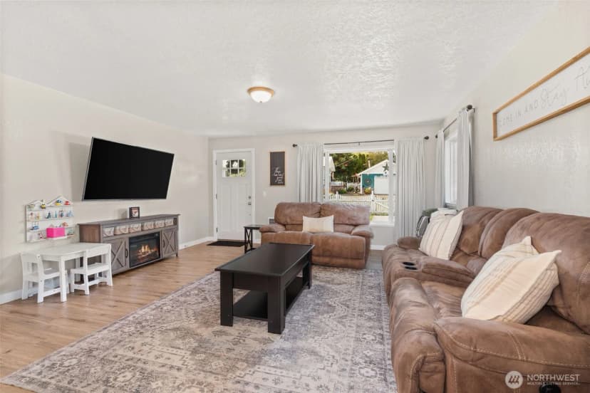 Property photo for 925 Limit Street, Raymond photo 8