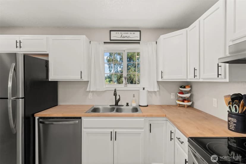 Property photo for 925 Limit Street, Raymond photo 10