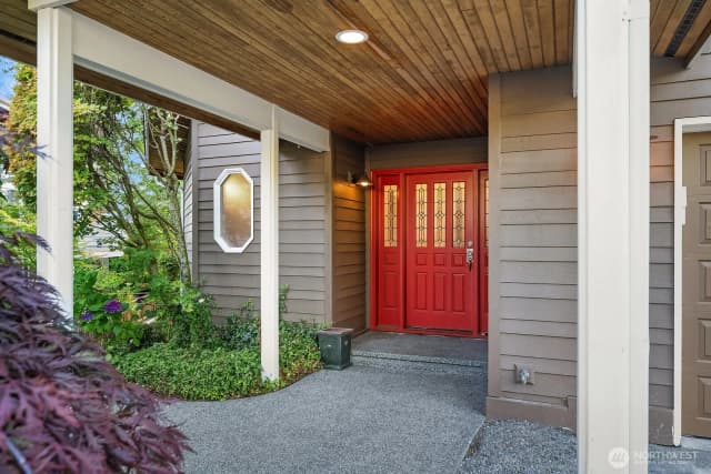 Property photo for 17008 72nd Place W, Edmonds photo 2