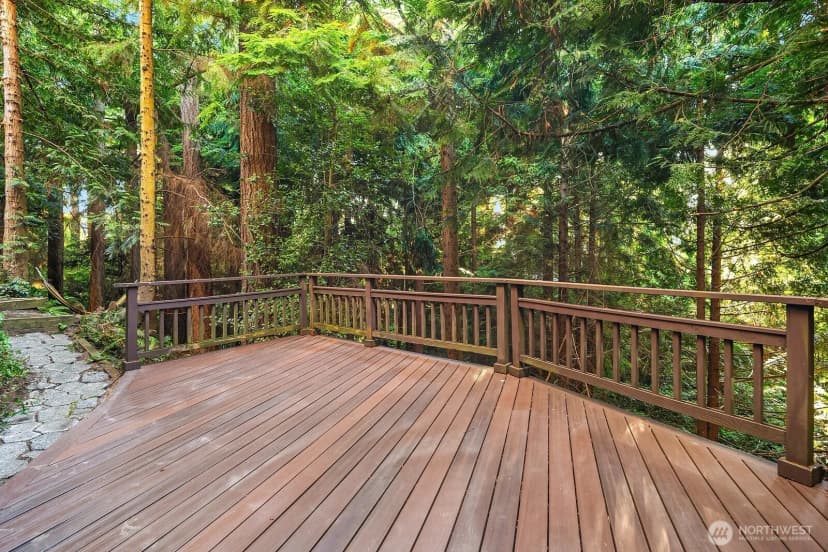 Property photo for 17008 72nd Place W, Edmonds photo 33