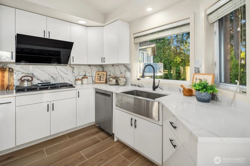 Property photo for 17008 72nd Place W, Edmonds photo 15