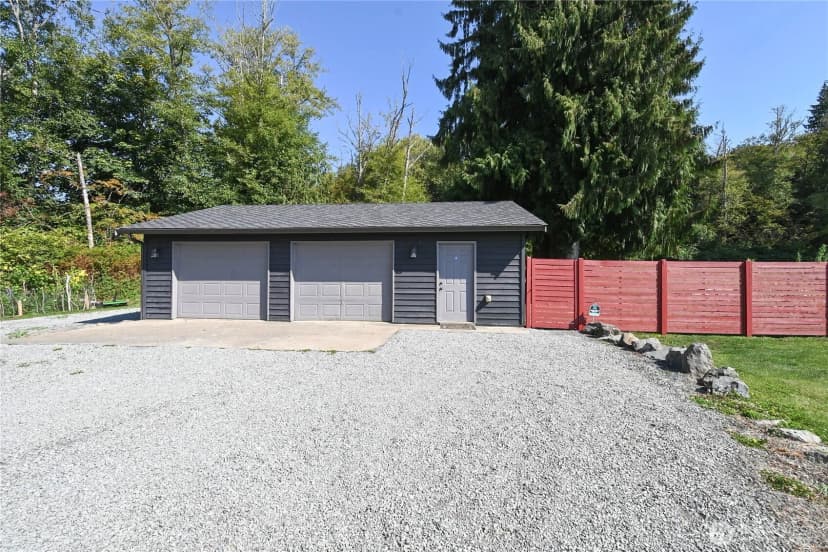 Property photo for 37019 15th Avenue Ne, Stanwood photo 29
