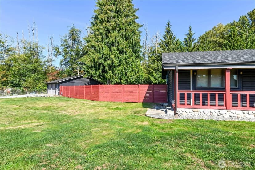 Property photo for 37019 15th Avenue Ne, Stanwood photo 6