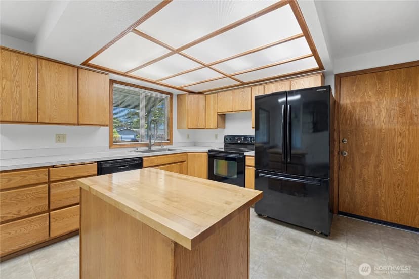 Property photo for 3635 Home Road, Bellingham photo 8