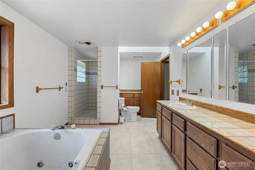 Property photo for 3635 Home Road, Bellingham photo 18