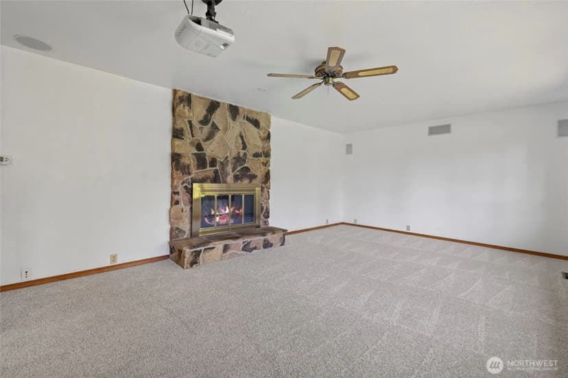 Property photo for 3635 Home Road, Bellingham photo 10