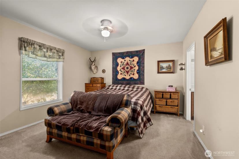 Property photo for 22010 Summers Road Sw, Centralia photo 16