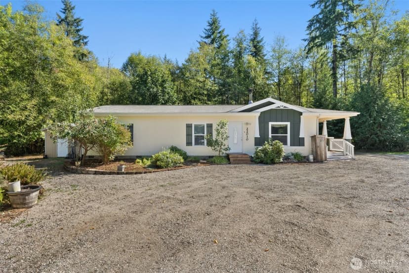 Property photo for 22010 Summers Road Sw, Centralia photo 2