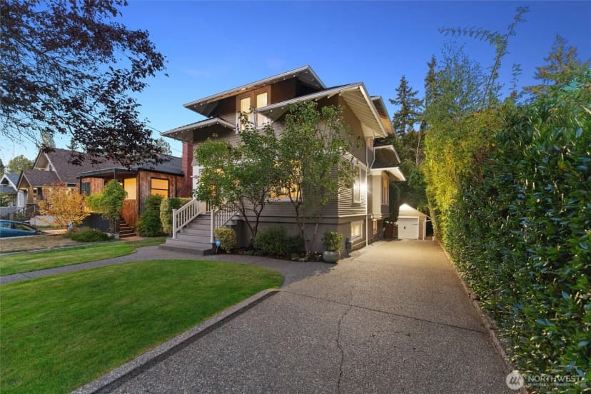 Property photo for 1912 26th Avenue E, Seattle photo 36