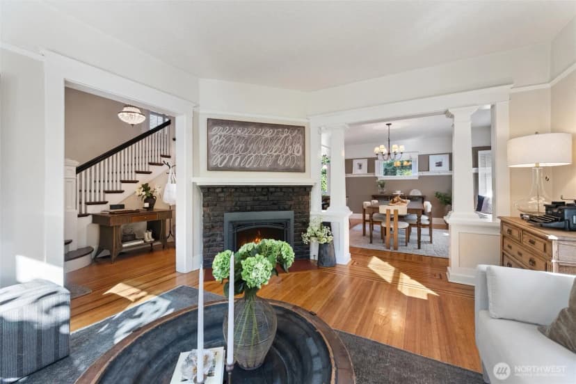 Property photo for 1912 26th Avenue E, Seattle photo 5
