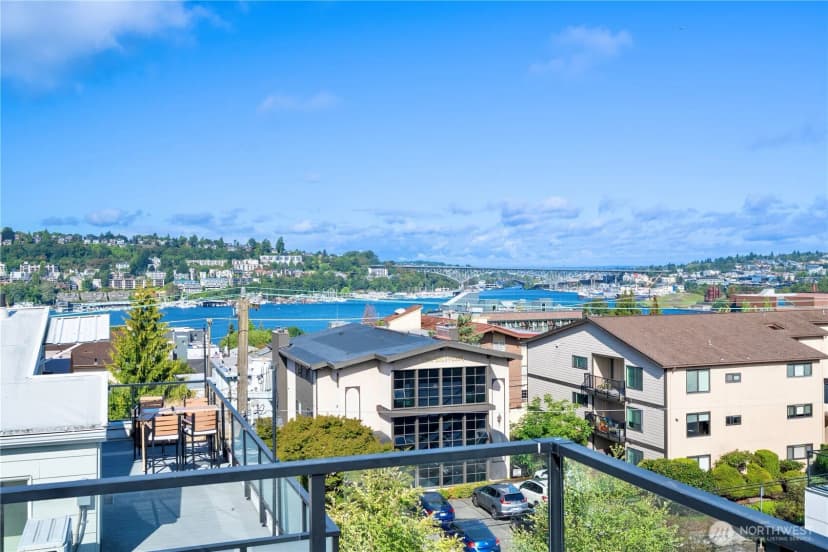 Property photo for 2218 Franklin Avenue E #c, Seattle