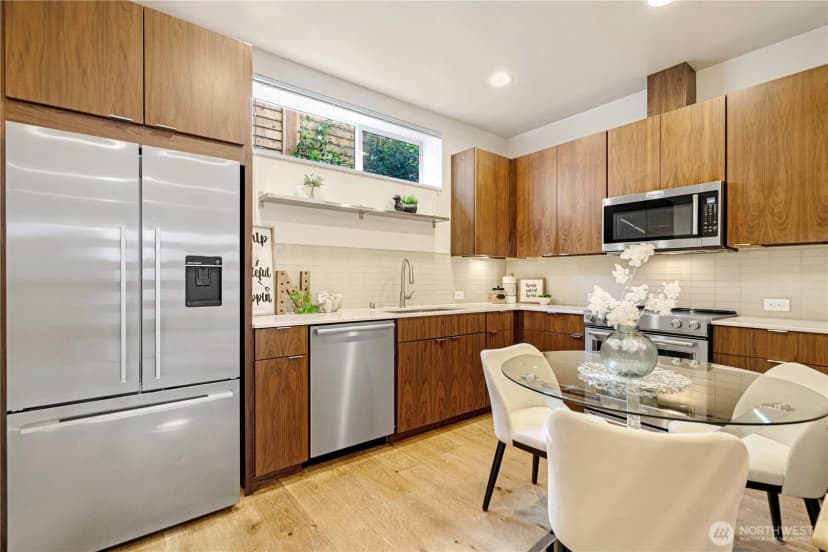 Property photo for 2218 Franklin Avenue E #c, Seattle photo 12