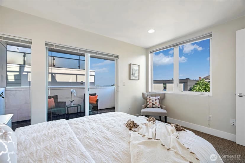 Property photo for 2218 Franklin Avenue E #c, Seattle photo 17