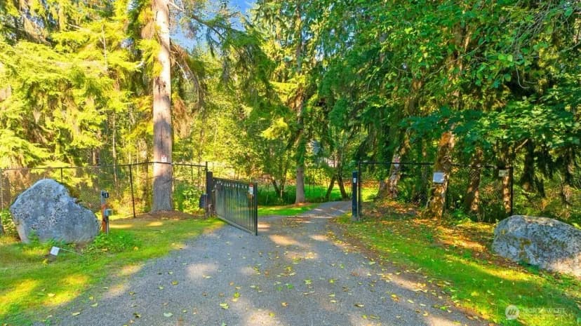 Property photo for 3215 205th Drive Se, Snohomish photo 31