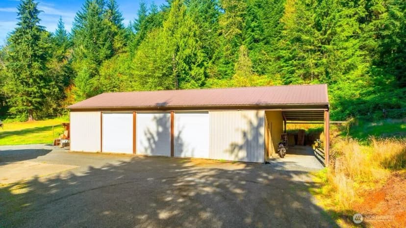 Property photo for 3215 205th Drive Se, Snohomish photo 27