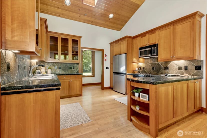 Property photo for 36915 Ne 98th Street, Carnation photo 13
