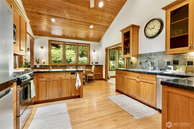 Property photo for 36915 Ne 98th Street, Carnation photo 15