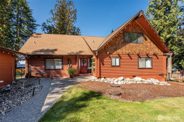 Property photo for 412 Buck Loop Road, Sequim photo 4