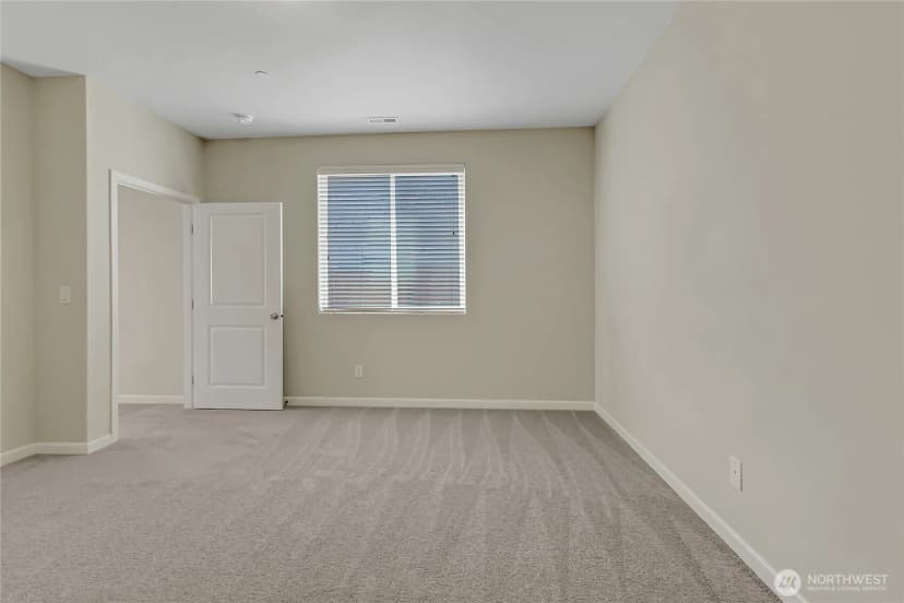 Property photo for 1819 Hudson Street Nw, Olympia photo 15