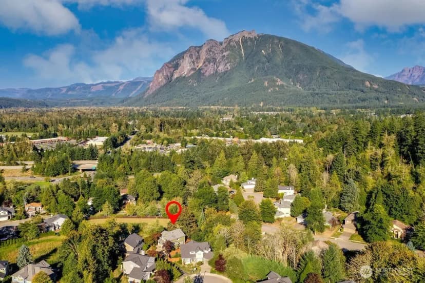 Property photo for 1065 Sw 12th Street, North Bend photo 27