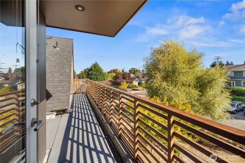 Property photo for 2821 21st Avenue S, Seattle photo 22