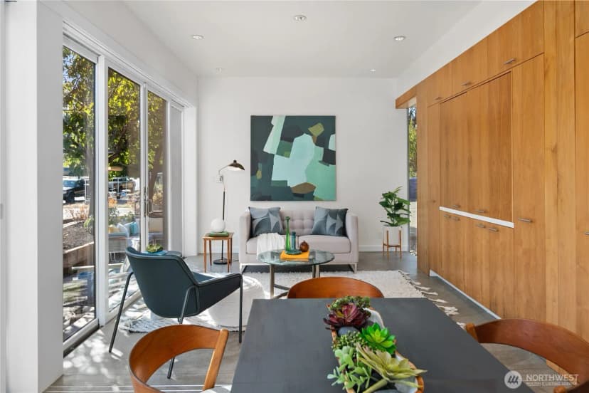 Property photo for 2821 21st Avenue S, Seattle photo 12