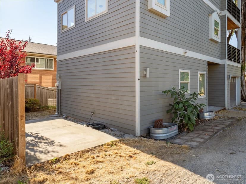 Property photo for 8344 Wabash Avenue S, Seattle photo 30