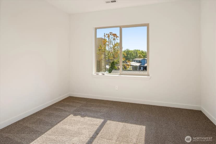 Property photo for 8344 Wabash Avenue S, Seattle photo 25