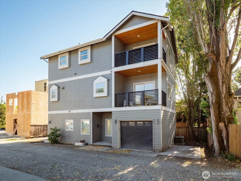 Property photo for 8344 Wabash Avenue S, Seattle