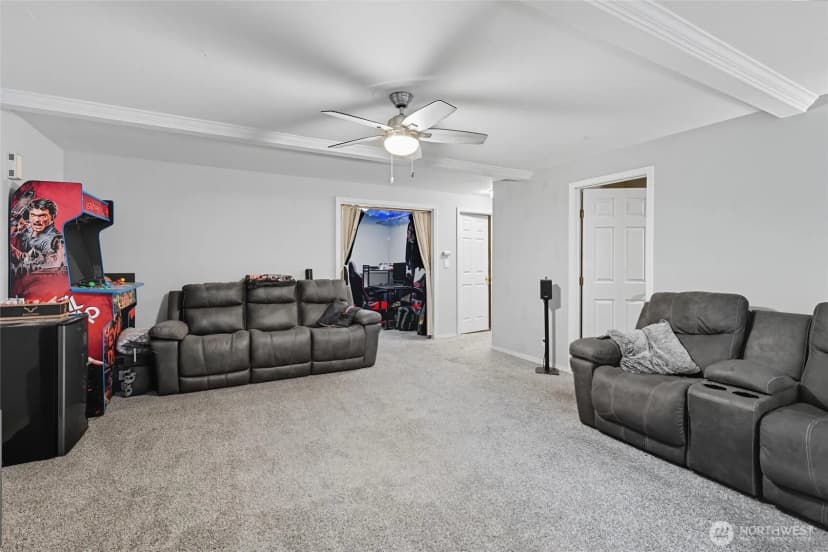 Property photo for 493 Peak Drive, Sedro Woolley photo 33