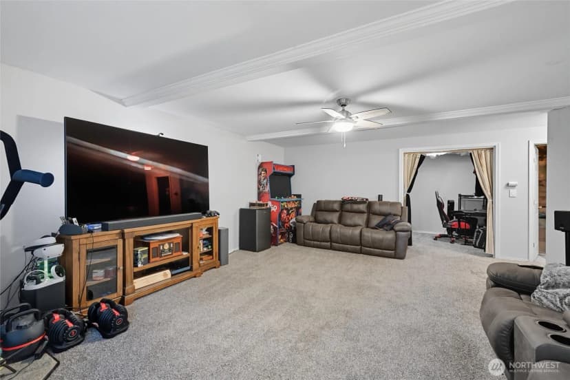 Property photo for 493 Peak Drive, Sedro Woolley photo 34
