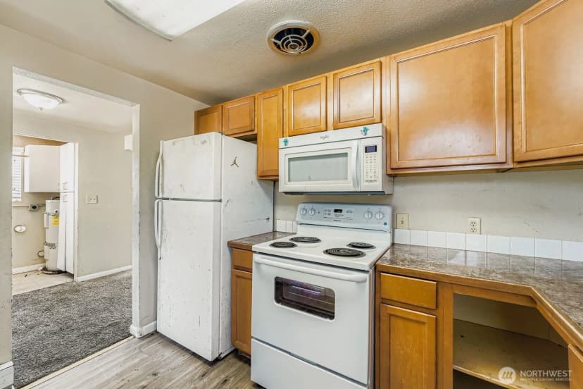 Property photo for 13610 8th Avenue Sw, Burien photo 10