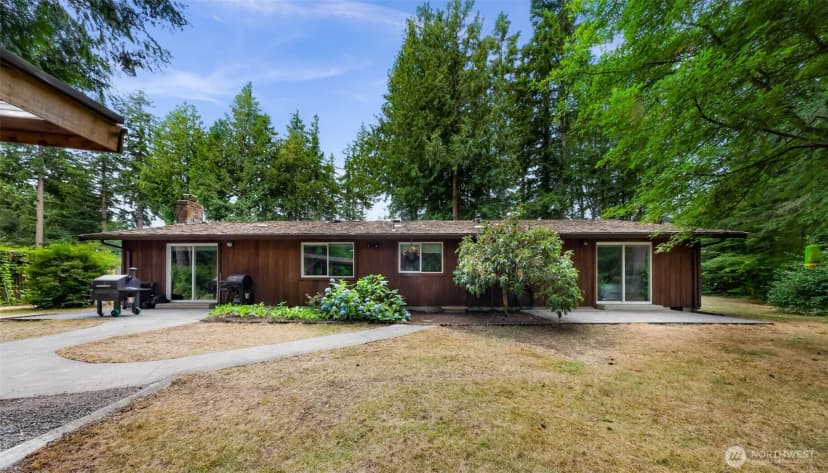Property photo for 3731 Old Highway 99 Road N, Burlington photo 22