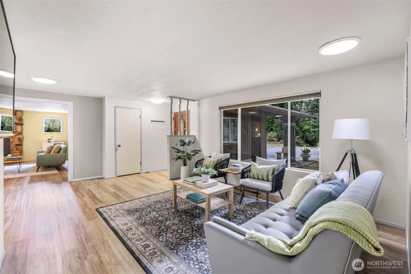 Property photo for 3731 Old Highway 99 Road N, Burlington photo 6