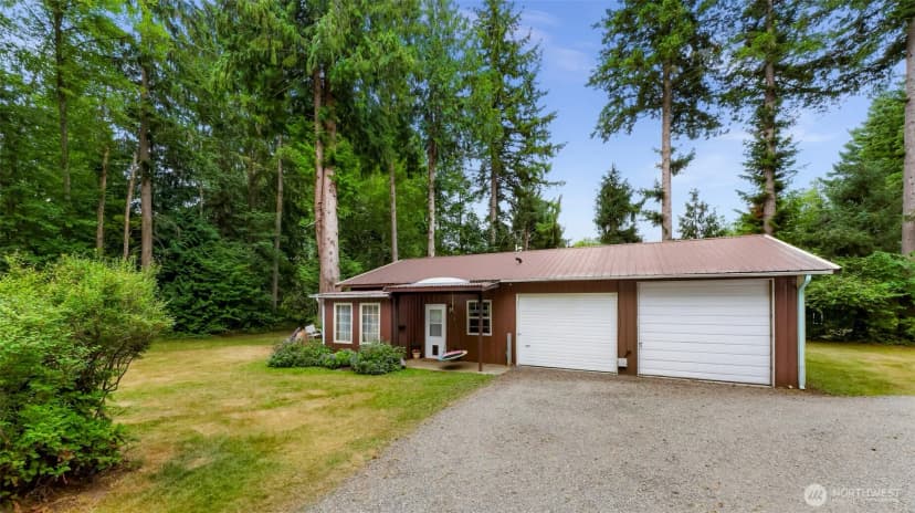 Property photo for 3731 Old Highway 99 Road N, Burlington photo 27