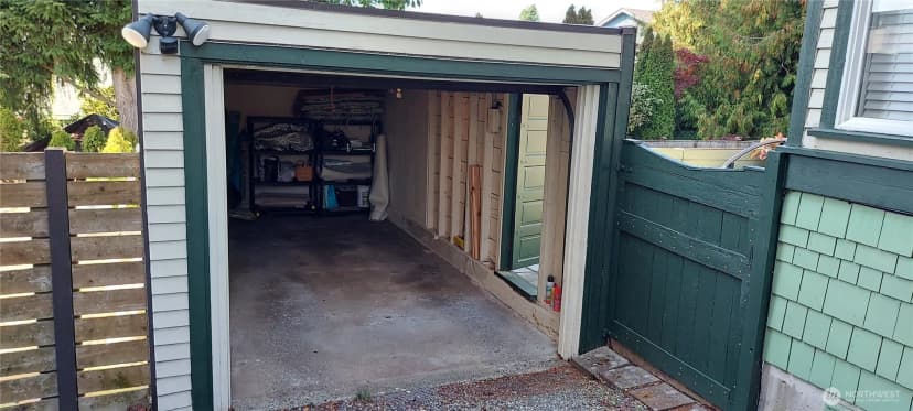 Property photo for 8309 California Avenue Sw, Seattle photo 31