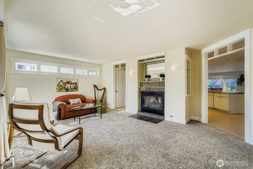Property photo for 8309 California Avenue Sw, Seattle photo 3